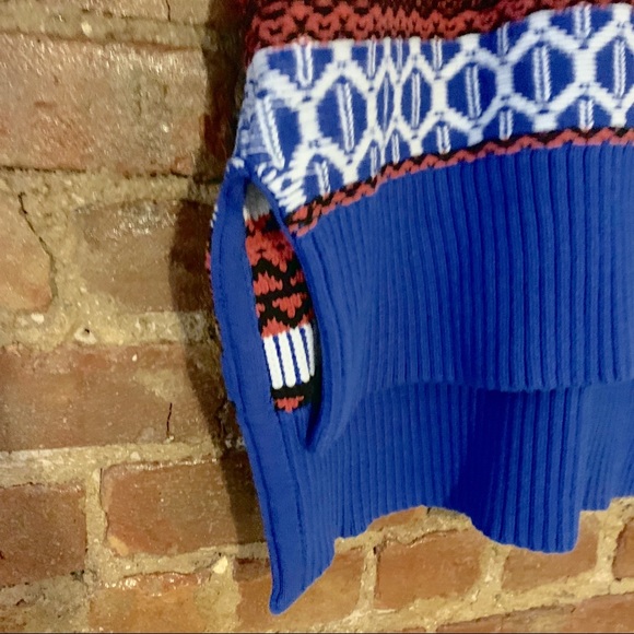 BCBGMaxAzaria Jacquard Pullover - Picture 6 of 8